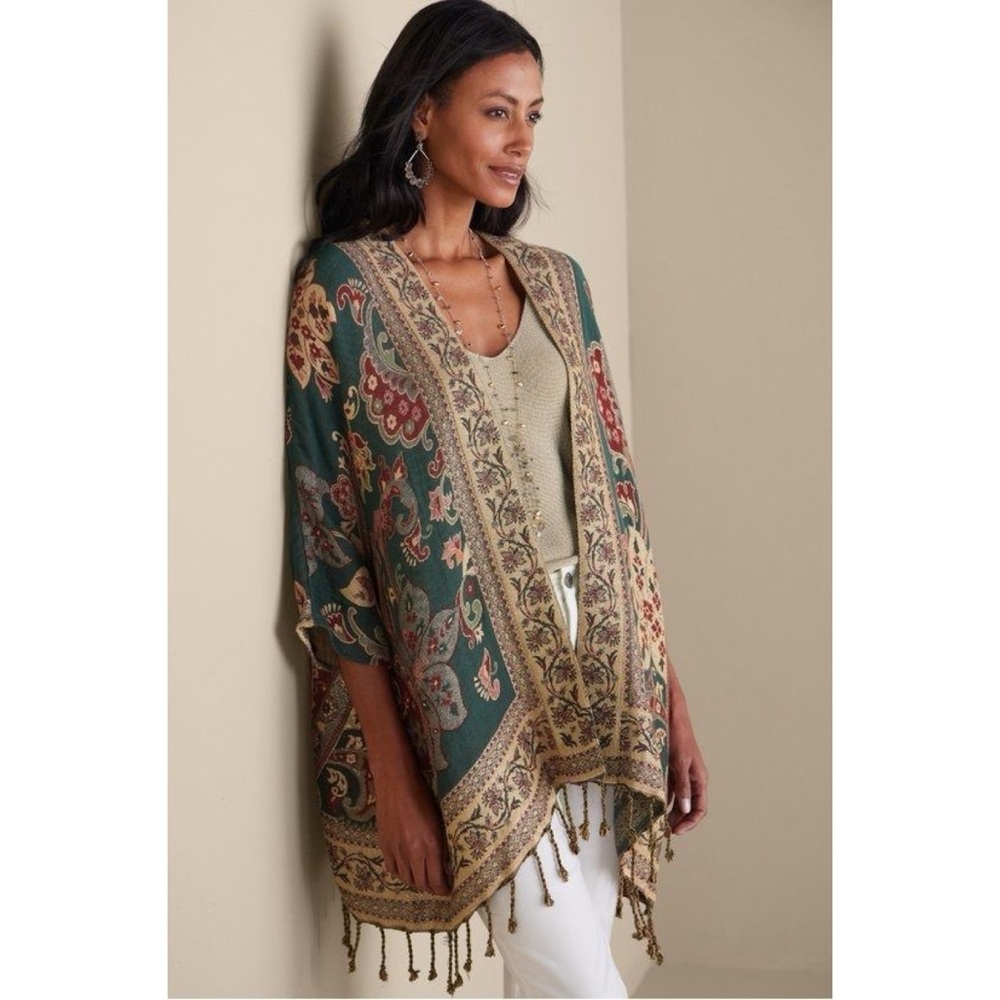 Soft surroundings eve topper paisley multi